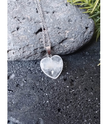 Pendentif coeur cristal de roche