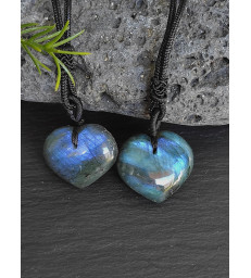 Pendentif Coeur " Protection " en Labradorite