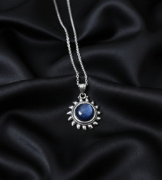 Pendentif Soleil en Pierre Cyanite en argent 925
