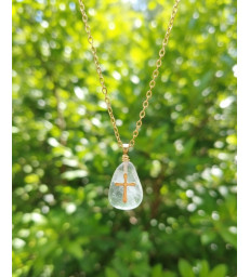 Pendentif " croix de jésus " en Cristal de Roche