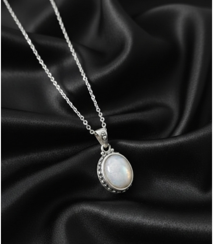 Pendentif soleil en pierre de lune 