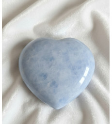 Coeur en calcite Bleue 250 Gr