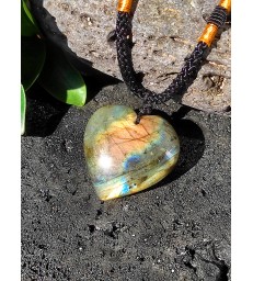 Pendentif Coeur " Protection " en Labradorite