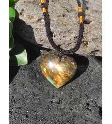 Pendentif Coeur " Protection " en Labradorite