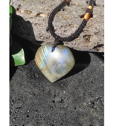 Pendentif Coeur " Protection " en Labradorite