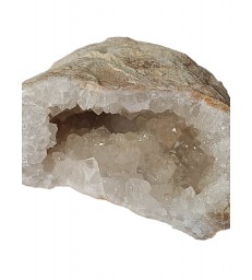 Géode de quartz 715 Grammes